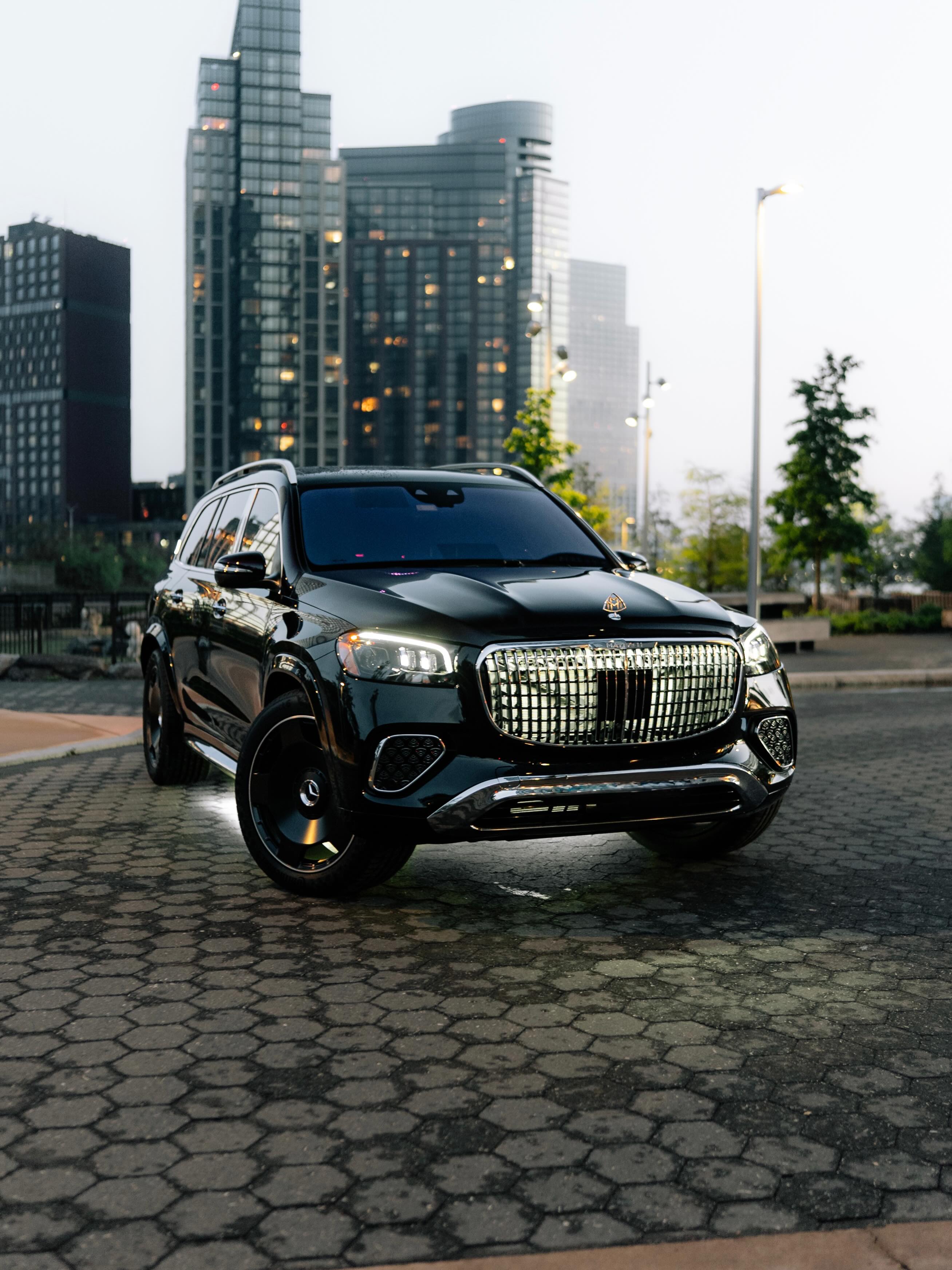 Maybach GLS600 rental