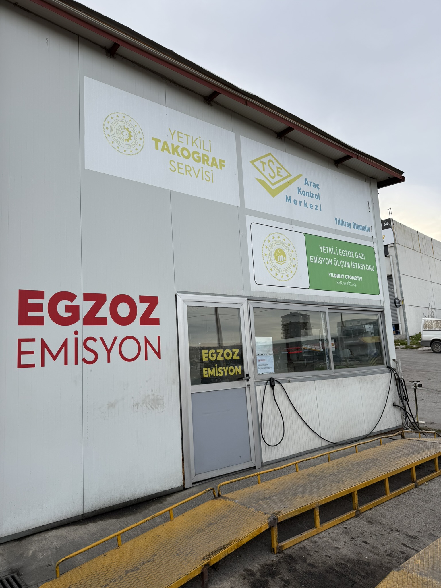 Egzoz Emisyon Neden Yüksek Çıkar? Sebepleri ve Çözüm Yolları
